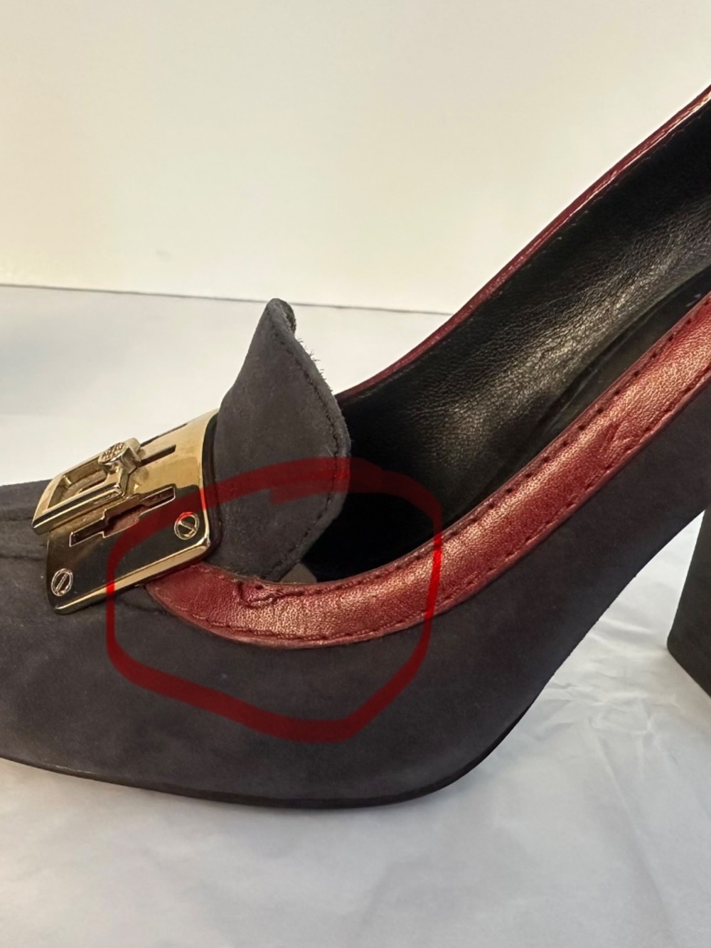 Tory Burch suede high heel howie pump size 7 dark navy - Picture 6 of 6